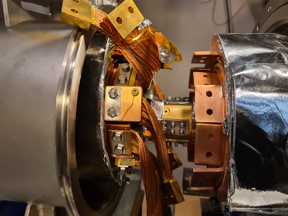 Bolted connections for the flexible copper thermal straps